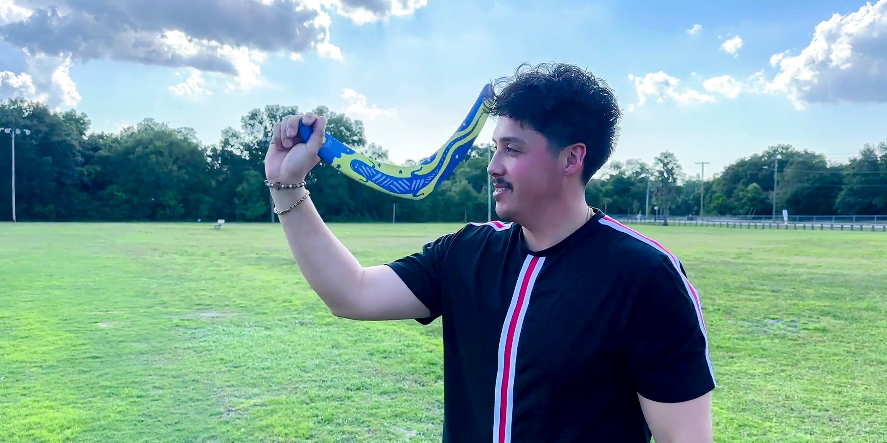 Master The Traditional Boomerang Throw